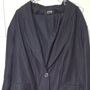Larry Levine size 32w lined women's pant suit
